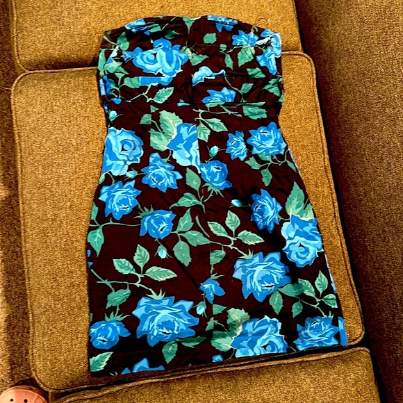 Forever 21 Floral Mini Strapless Dress - Picture 2 of 4